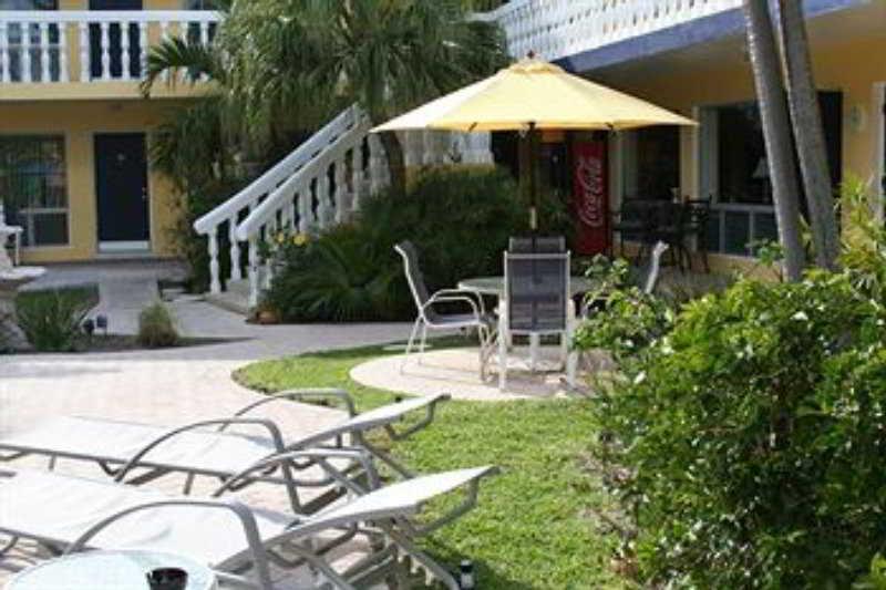 Cheston House - Clothing Optional All Male Guesthouse Fort Lauderdale Exterior photo