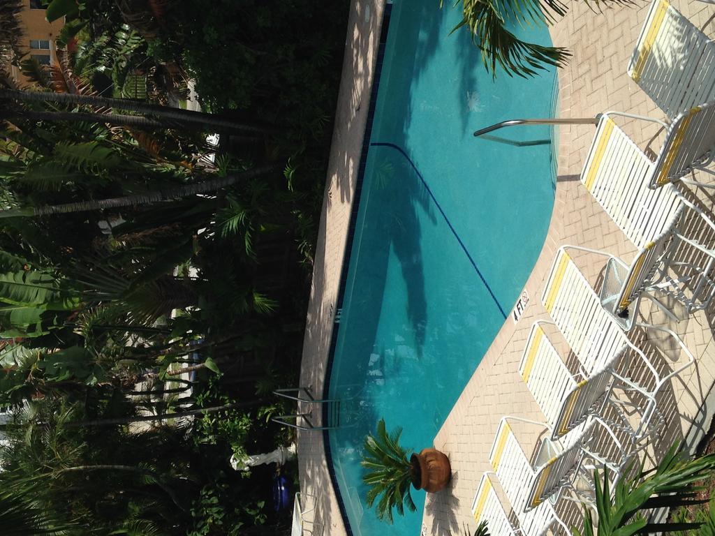 Cheston House - Clothing Optional All Male Guesthouse Fort Lauderdale Exterior photo